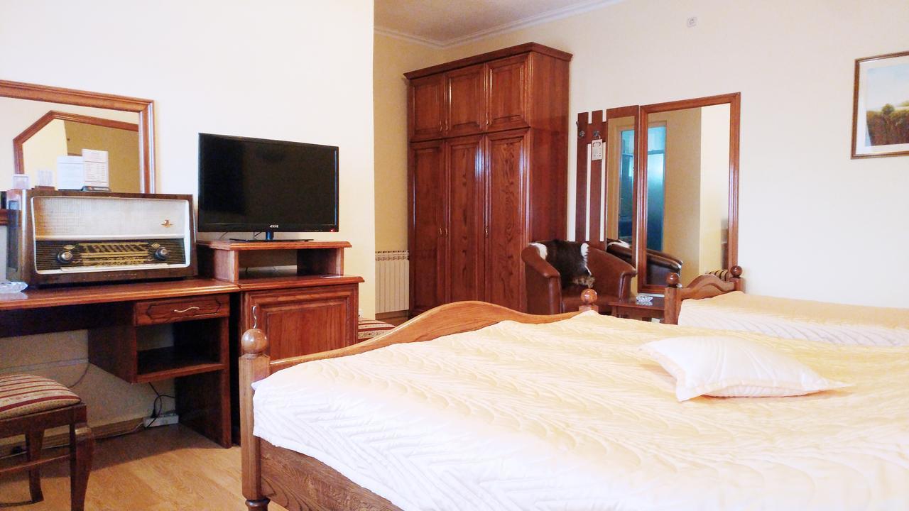 Hotel Derby Orasje Esterno foto